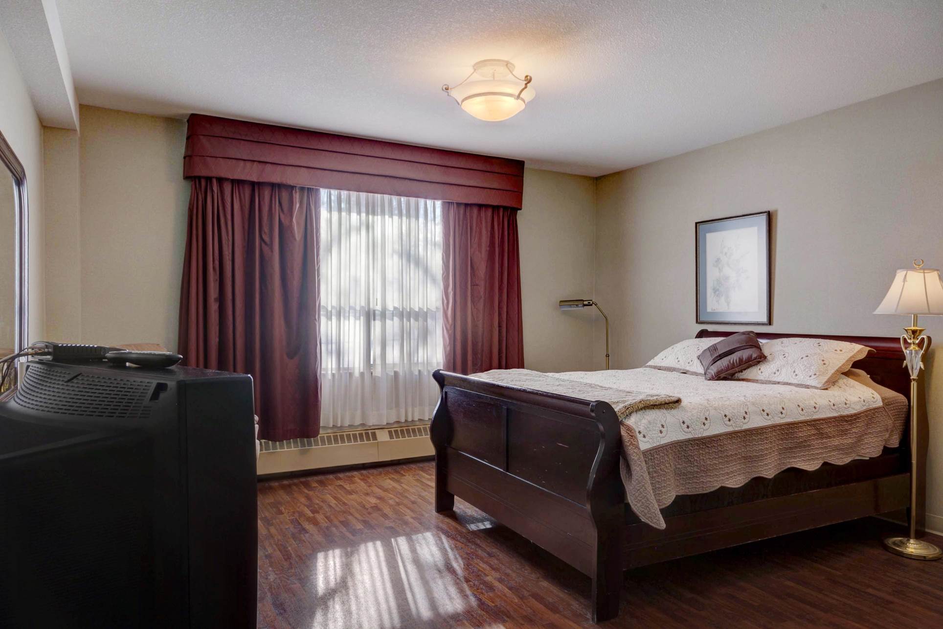 C.-Hospice-Guest-Suite