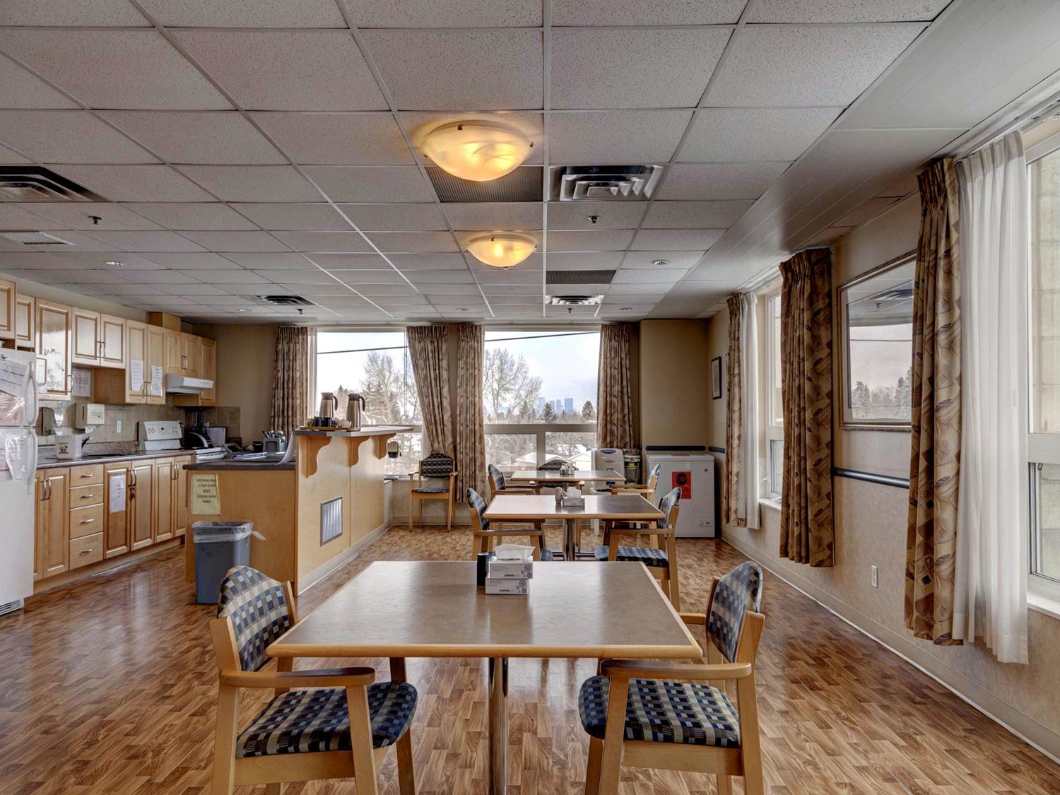 S.-Hospice-Dining-Area